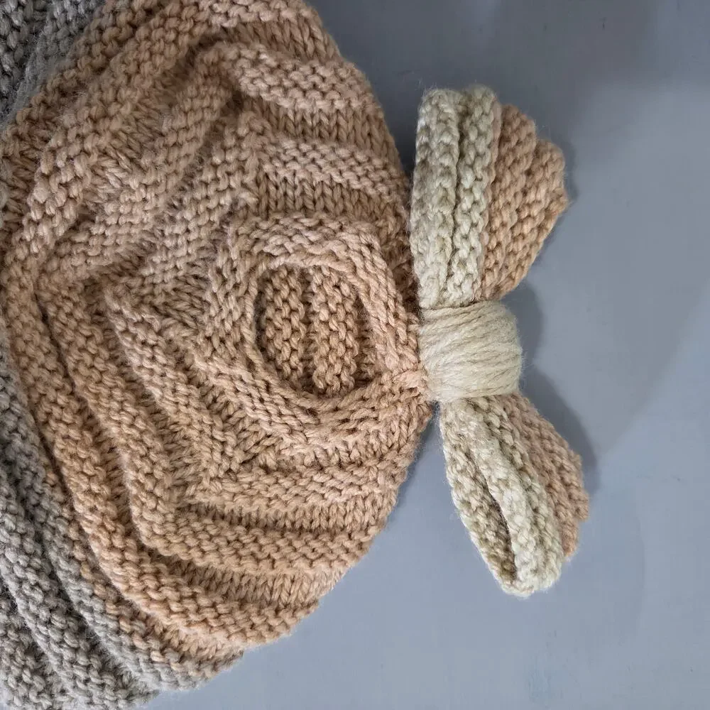 Handmade Knit Beanie Hat Womens OS Bow Pony Tail Hole Fall Winter Cute